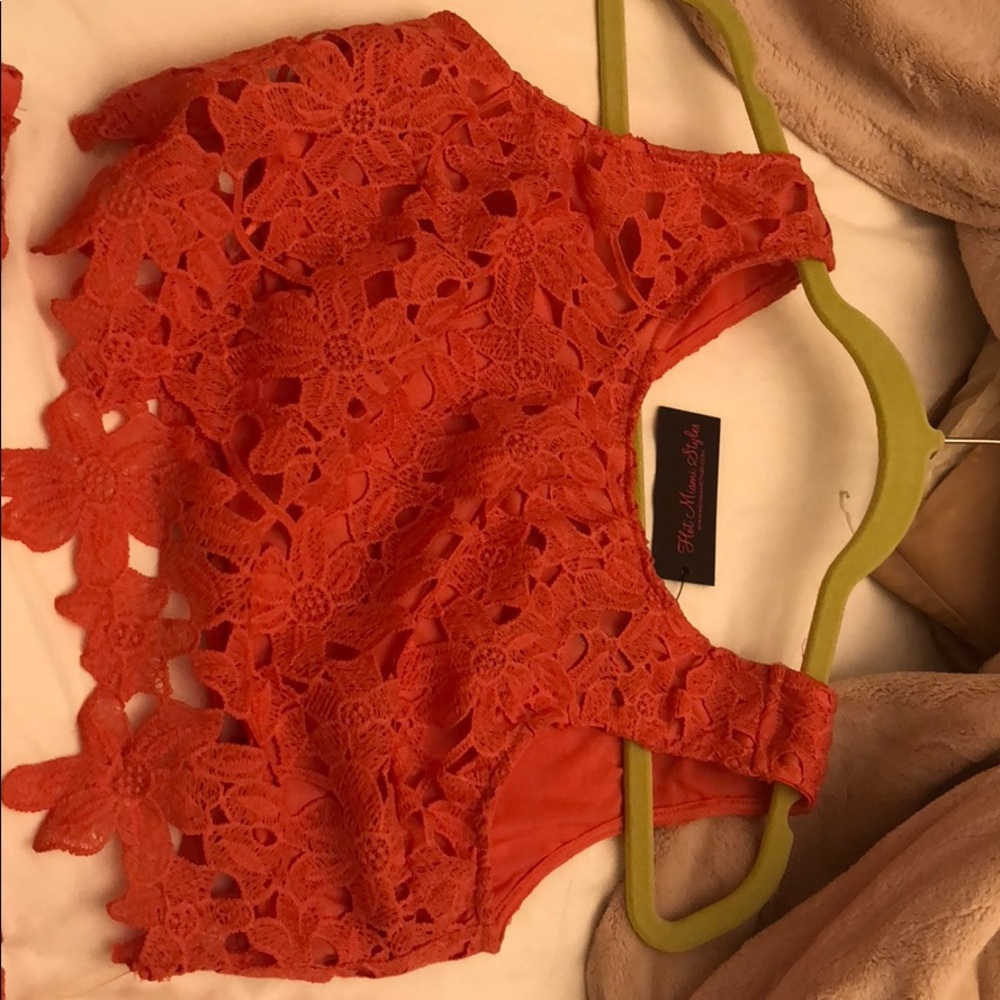 Hot Miami styles 2 piece size medium